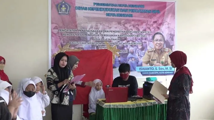 Dinas Dukcapil Sasar MIN Kendari untuk Perekaman KIA