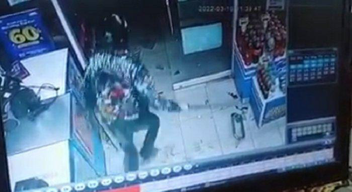 Pelaku Penyerangan Minimarket di Kendari Diringkus di Mowila