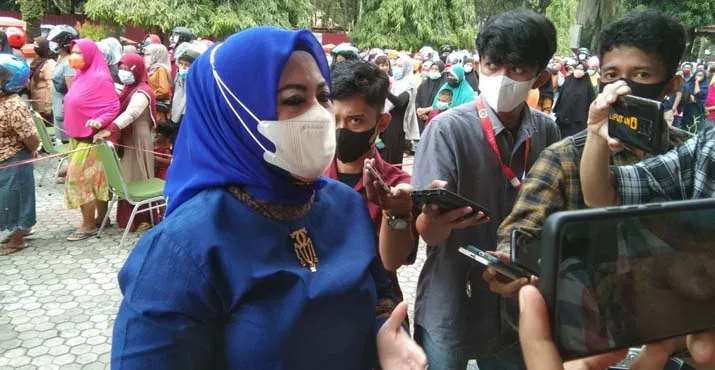 Distributor Timbun dan Naikkan Harga Minyak Goreng, Izin Usaha Dicabut