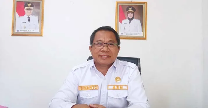 Kepala Dinas Dukcapil Kota Kendari Iswanto
