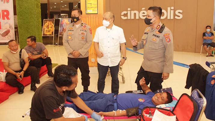 Peringati HUT Bhayangkara, Polres Baubau Gelar Donor Darah