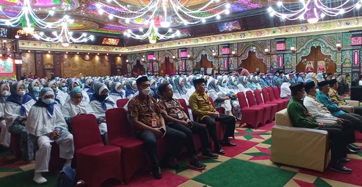 Wali Kota Kendari Lepas 295 Jemaah Calon Haji 2022