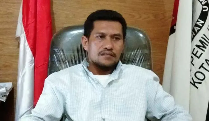 Menurut Ketua KPU Kota Kendari, Jumwal Saleh,