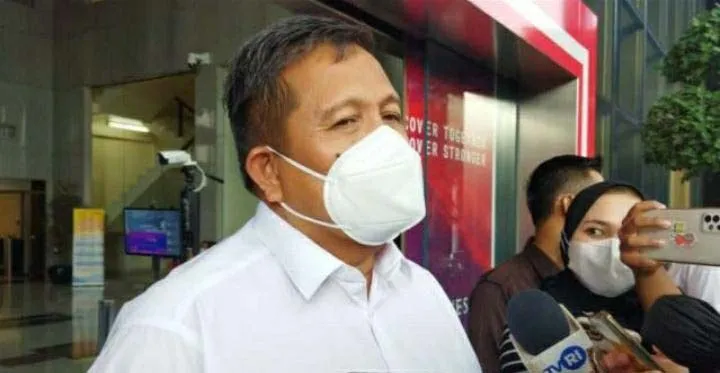 Usai Diperiksa KPK sebagai Saksi, Bupati Muna Akui Adiknya Jadi Tersangka