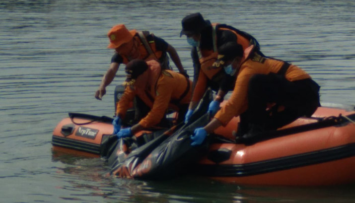 Tim SAR Gabungan Temukan Korban Tenggelam di Teluk Kendari dalam Keadaan Meninggal