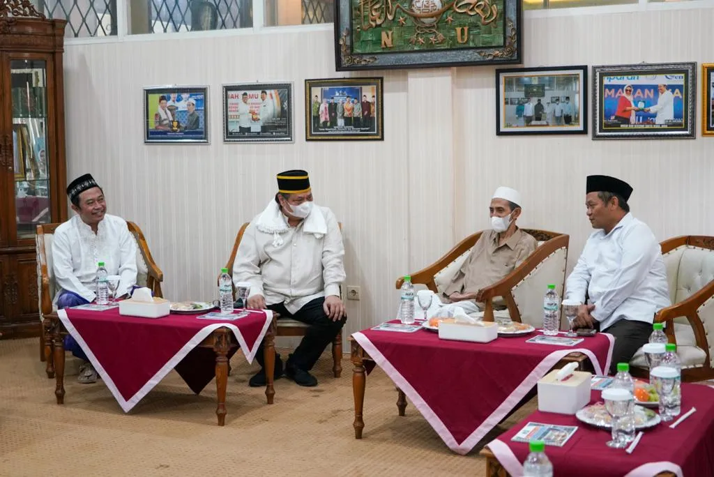 Miliki Potensi Besar, Menko Airlangga Dorong Pemberdayaan Ekonomi Pesantren