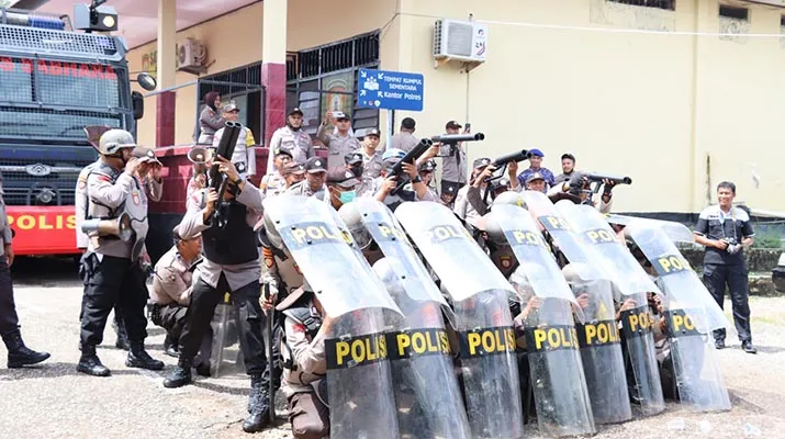 Tingkatkan Kesiapsiagaan, 109 Personel Polres Baubau Latihan Pengendalian Massa