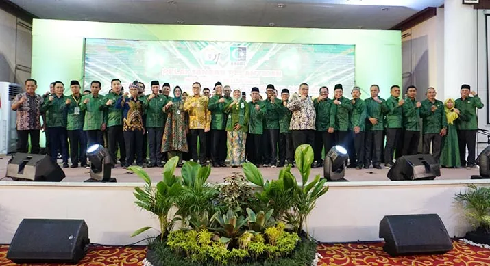 Resmi Dilantik, Presidium KAHMI Sultra Komitmen Bangun SDM Unggul dan Berdaya Saing