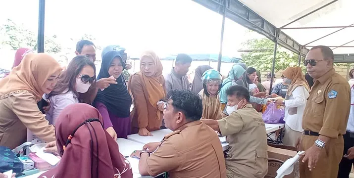 Hindari Pembeli Nakal, Dinas Ketahanan Pangan Kota Kendari Berlakukan Kupon Sekali Pakai di Pasar Murah