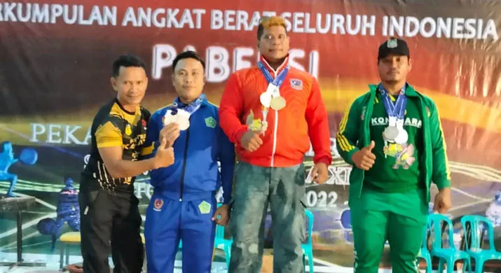Tim Angkat Berat Muna Gaet 3 Emas, 2 Perak, dan 5 Perunggu