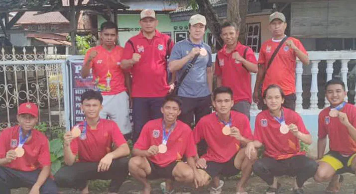 Bulu Tangkis Beregu Putra Muna Barat Raih Perunggu Porprov 2022