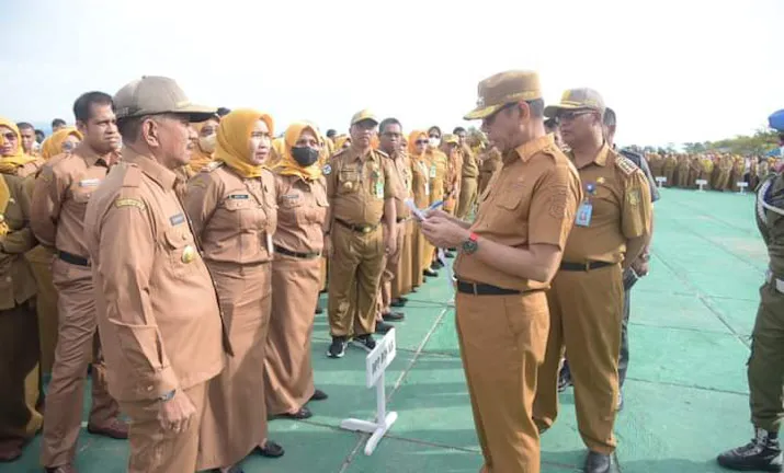 Pj Bupati Buton Ajak ASN Tunjukkan Sikap Jujur dan Ikhlas