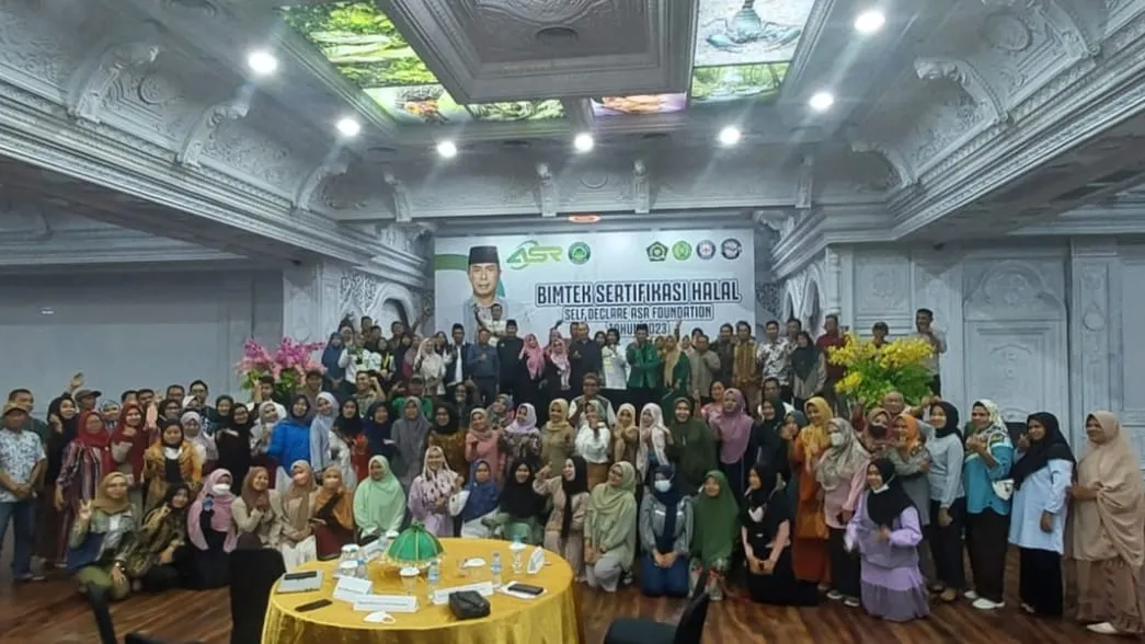 ASR Foundation Fasilitasi 250 Pelaku Usaha di Sultra Dapatkan Sertifikasi Halal