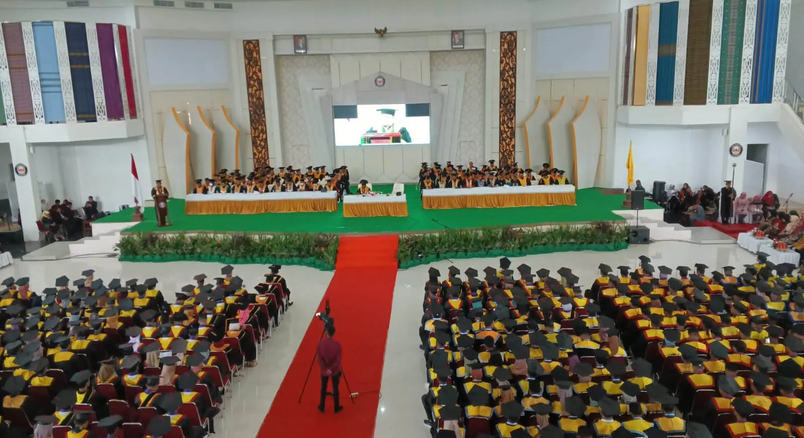 UHO Cetak 2.653 Wisuda Periode Oktober-Januari, Ini Pesan Rektor