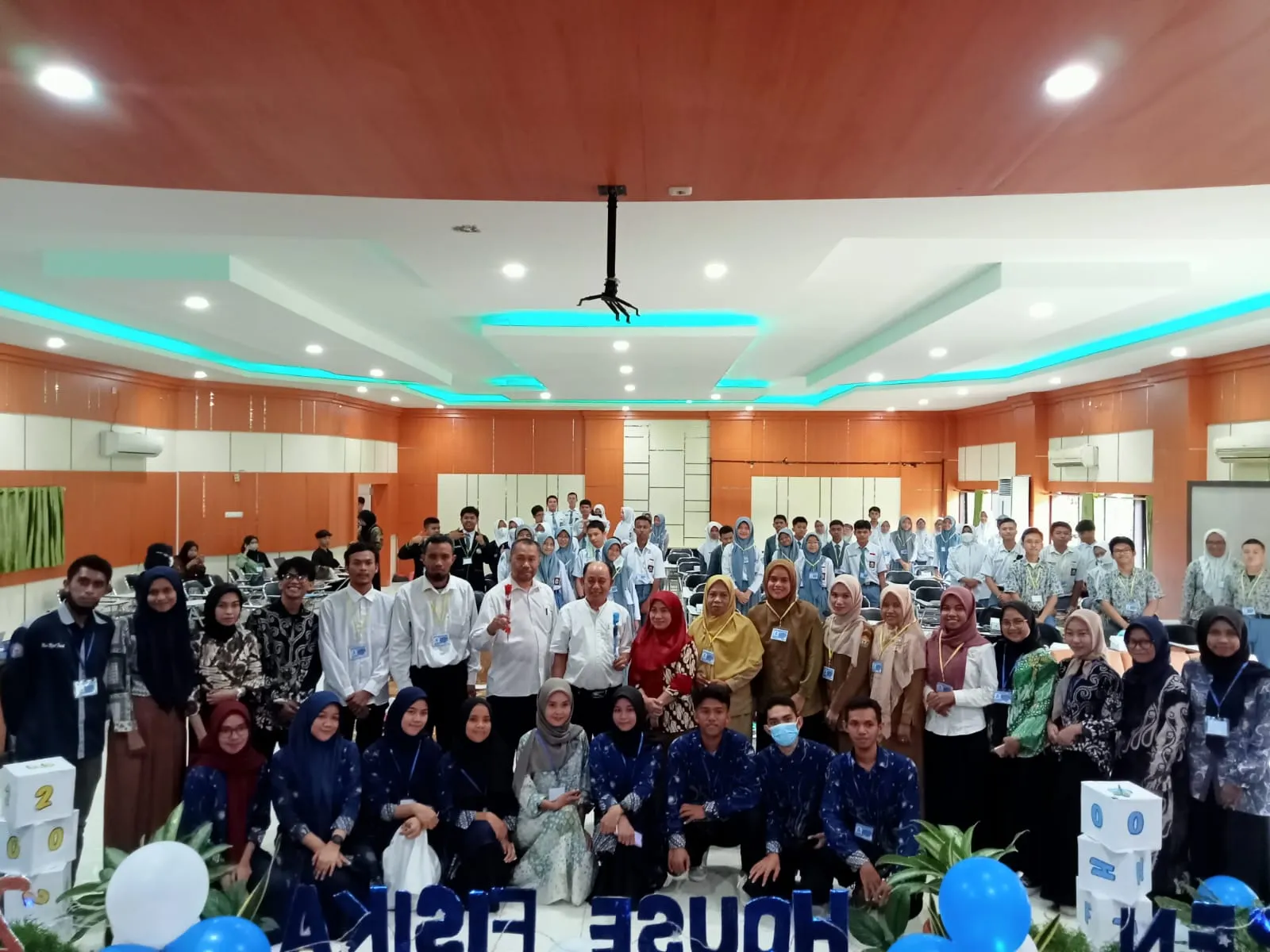 Kembangkan Minat Siswa Terhadap Fisika, HMJ FKIP UHO Gelar OHF 2023