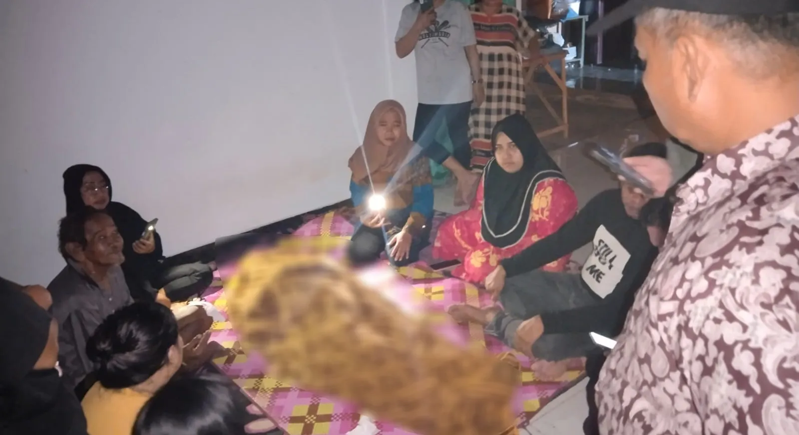 Seorang IRT di Kendari Tewas Tertimpa Pohon saat Tidur