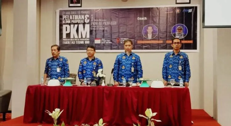 Fakultas Teknik UHO Gelar Pelatihan Penyusunan Proposal PKM