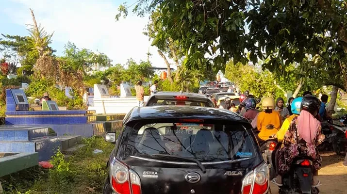 H-3 Ramadan 1444 H, TPU Punggolaka Ramai Peziarah