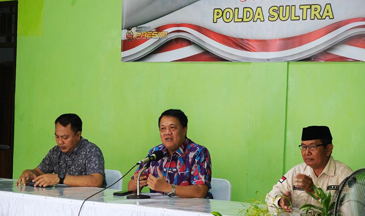 Truk Muat Pasir Tak Ditutup Terpal, Pemerintah Kecamatan Abeli Mengadu ke Polda Sultra