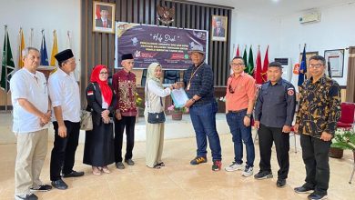 Photo of Almaghfirah Sapri, Balon Anggota DPD Dapil Sultra Pertama Mendaftar ke KPU