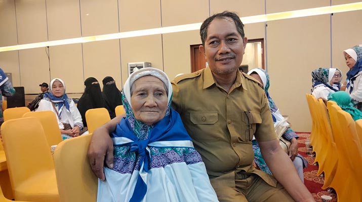 Hamina, Jemaah Haji Berusia 94 Tahun, Sehat dan Bugar Tanpa Kursi Roda