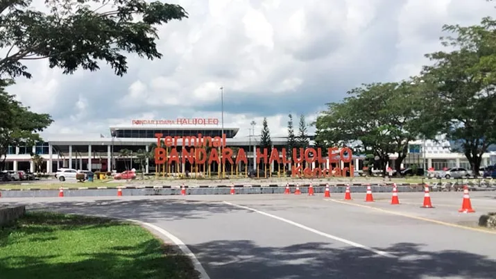 Bandara Halu Oleo Kendari. Foto: Muh Ridwan Kadir/Detiksultra.com