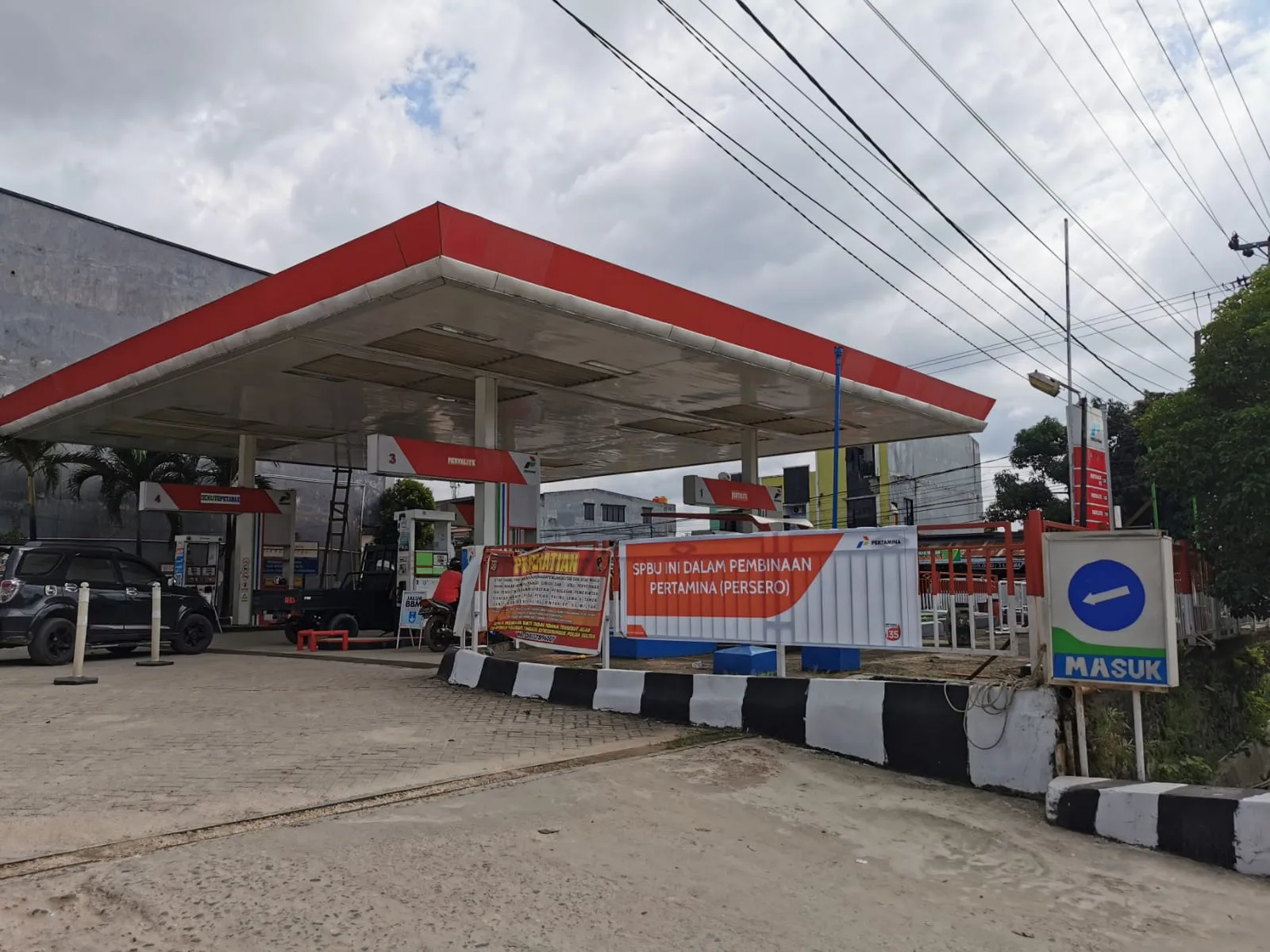 Ini Sanksi Pertamina ke SPBU Saranani Kendari yang Isi BBM Pakai Jeriken