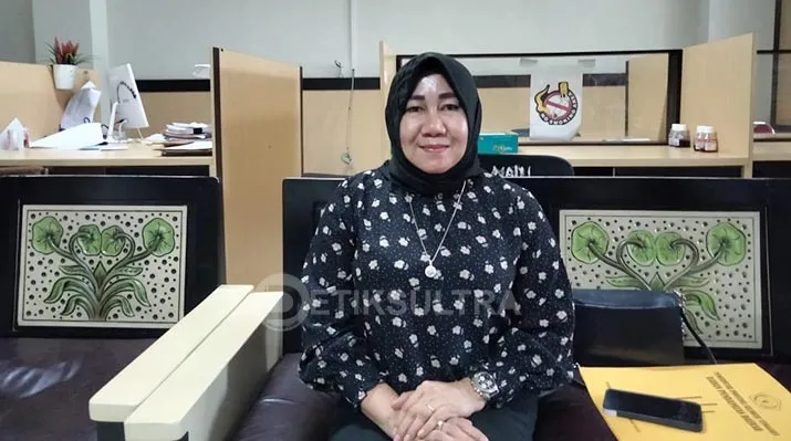 Sekretaris Bapenda Sultra, Nurhayati. Foto: Muh Ridwan Kadir/Detiksultra.com