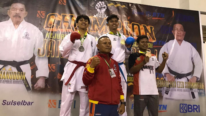Komda Sultra Sabet 17 Medali di Kejurnas Karate Antardojo Gojukai di Makassar