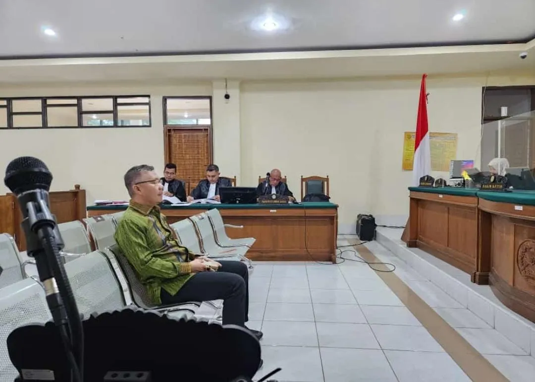 Eks Wali Kota Kendari Akui Perintahkan Terdakwa Ridwansyah Taridala Buat RAB Kampung Warna-Warni