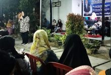 Photo of Tarung Pilgub Sultra, Tina Nur Alam Bakal Terapkan Dana Block Grant hingga Bantuan Kesehatan