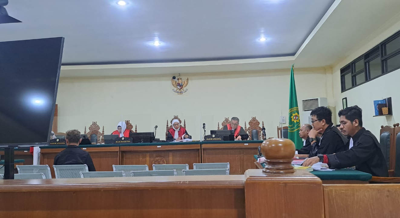 JPU Diminta Telusuri Setoran Rp500 Juta PT Midi, Hakim: Pemberi dan Penerima Sama-Sama Pelaku Tindak Pidana