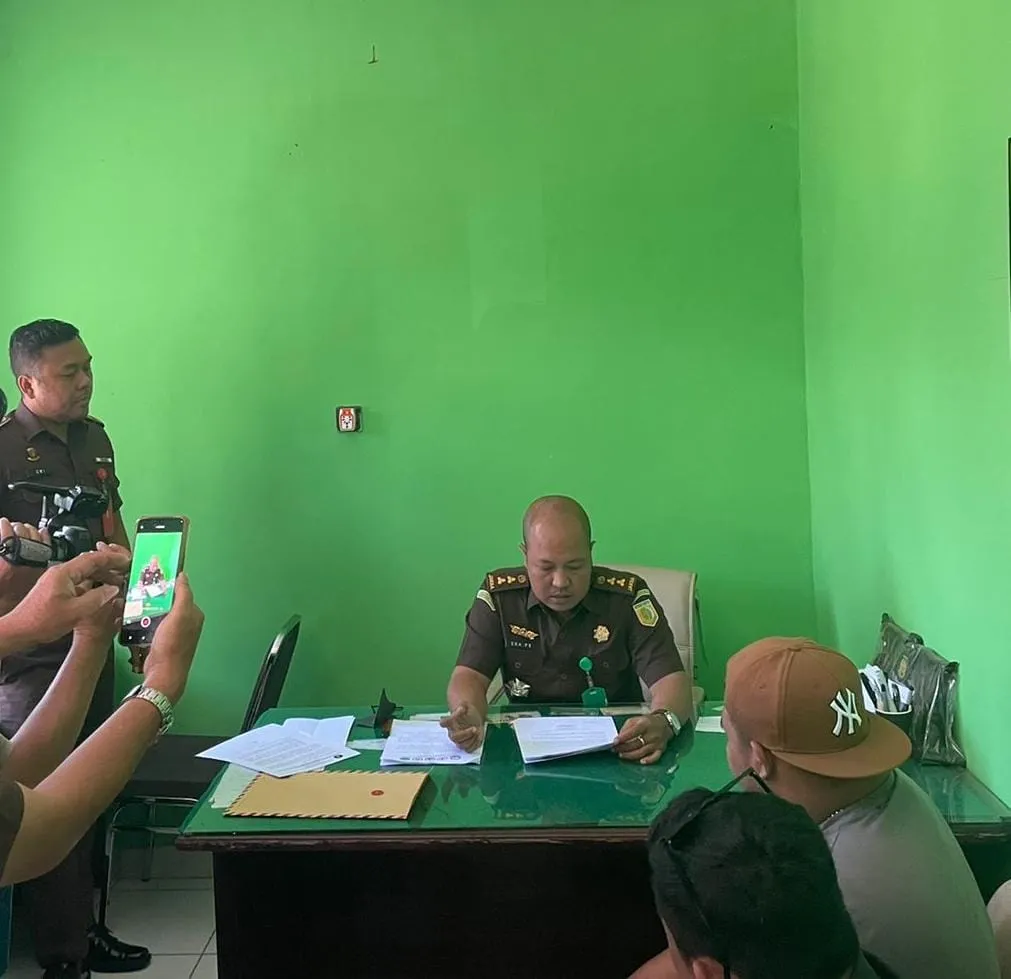 PT GNN dan PT BNR Dilaporkan ke Kejati Sultra Atas Dugaan Pembelian Nikel Ilegal di PT Antam