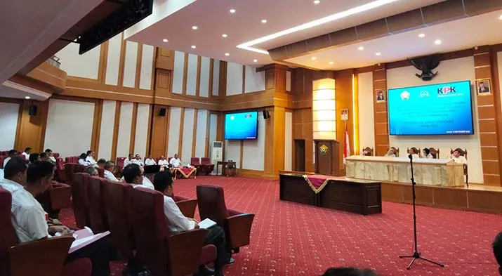 Bupati Konsel Ungkap Marak Tambang Liar di Daerahnya, Kejagung dan KPK Beri Solusi