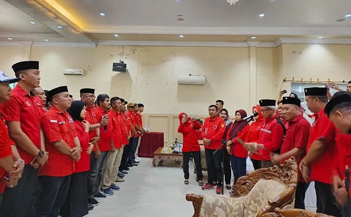 Lantik PAC se-Konsel, Lukman Abunawas Optimis PDIP Capai Hasil Maksimal