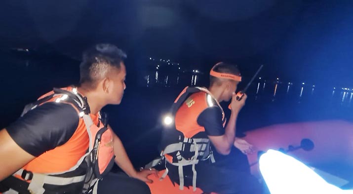 Seorang Pemuda Terjatuh di Jembatan Teluk Kendari