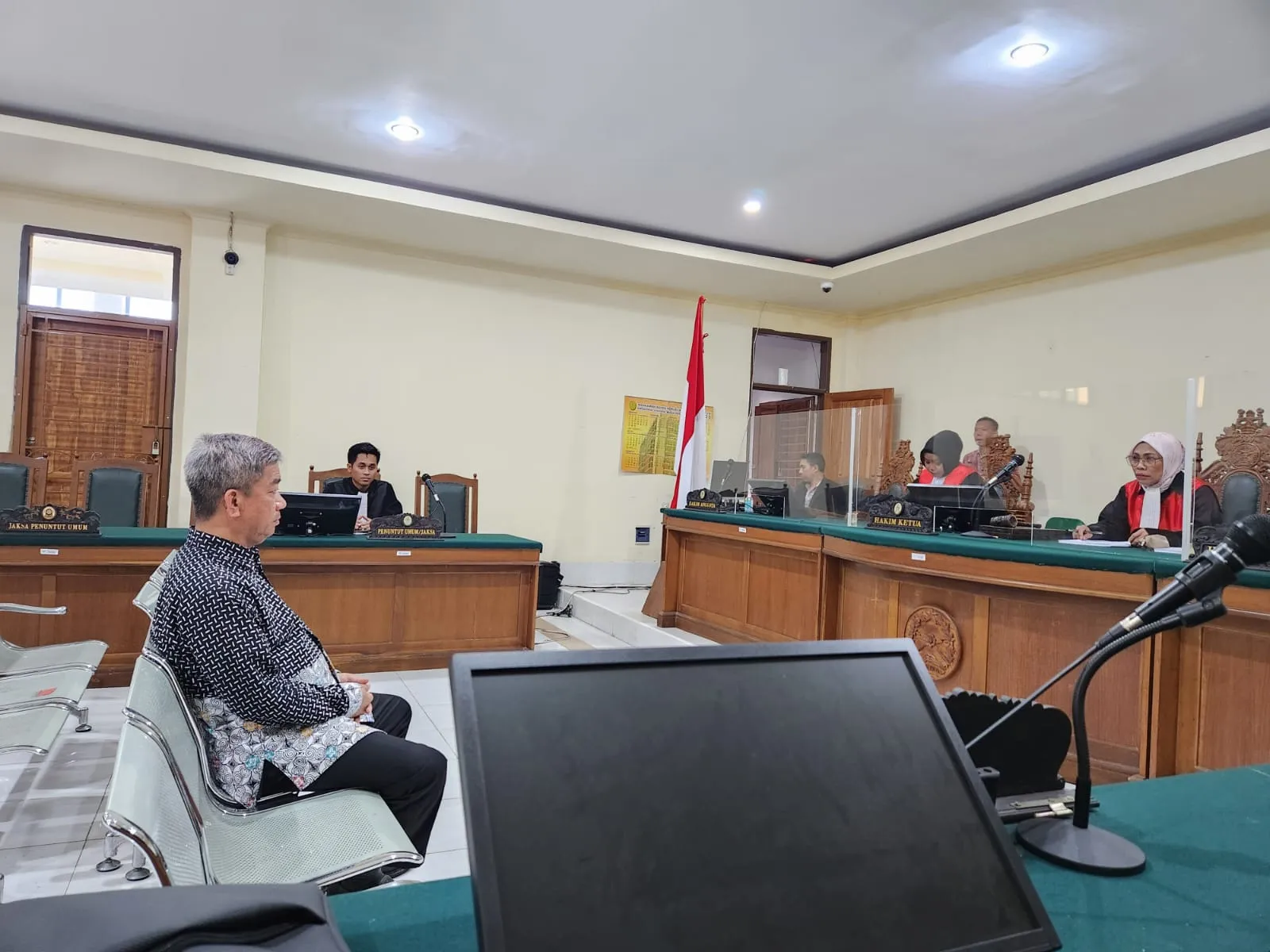 Sekda Kota Kendari Divonis Bebas Majelis Hakim Terkait Perkara PT Midi