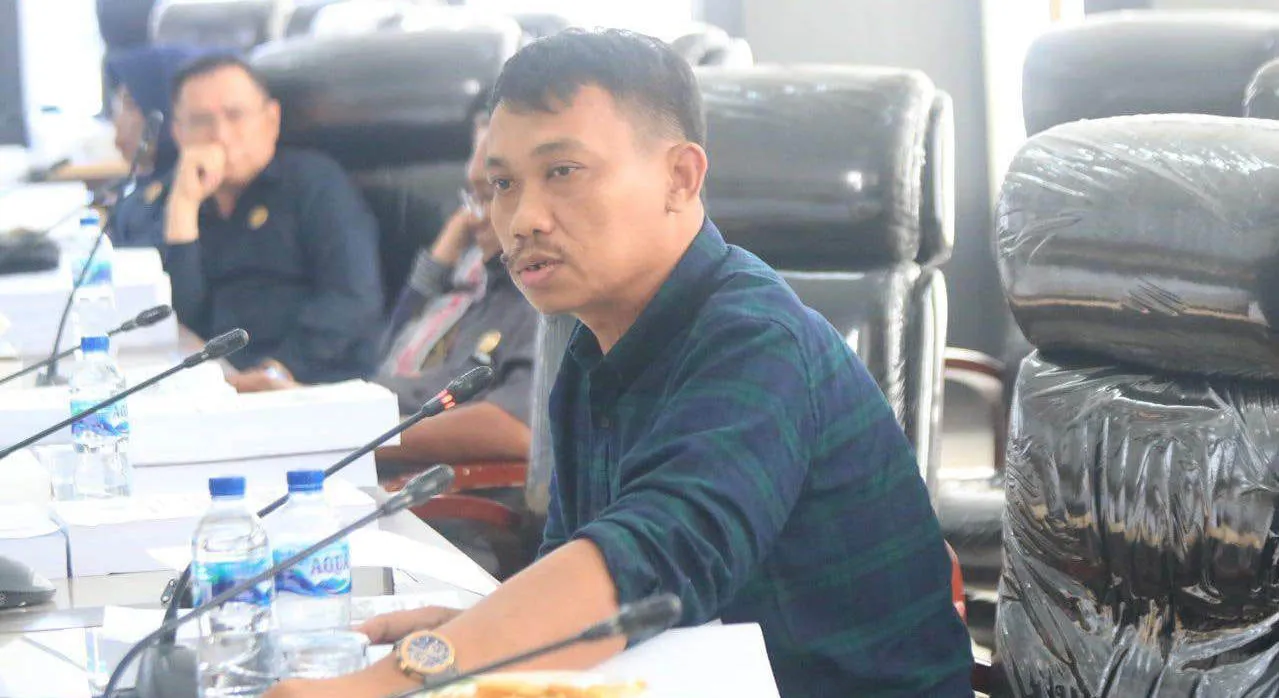 Ketua Fraksi Golkar DPRD Kendari Usul Perwali Penyaluran LPG 3 Kg Tepat Sasaran