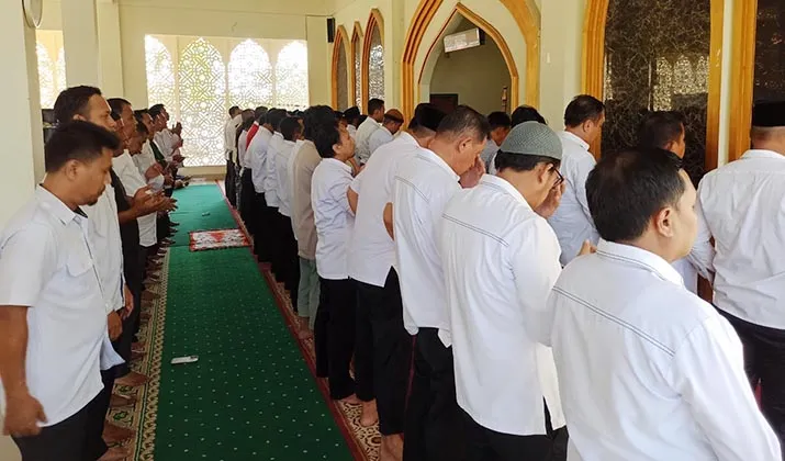 Kemenag Sultra Laksanakan Salat Gaib untuk Korban Konflik di Palestina