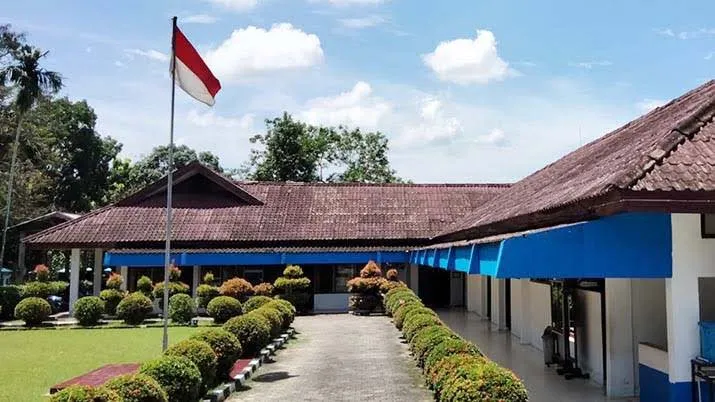 Kantor Kesbangpol Sultra. Foto: Detiksultra.com