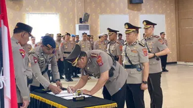 Polri Mutasi Empat Pamen, Diantaranya Kapolresta Kendari