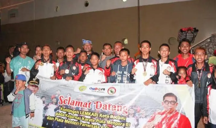 Atlet Karate Baubau Sabet Delapan Medali pada Kejurnas Makassar