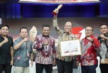 Ruksamin Raih Penghargaan Inovasi Membangun Negeri Tahun 2023 dari TV One