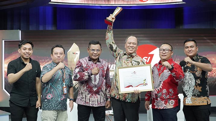 Ruksamin Raih Penghargaan Inovasi Membangun Negeri Tahun 2023 dari TV One