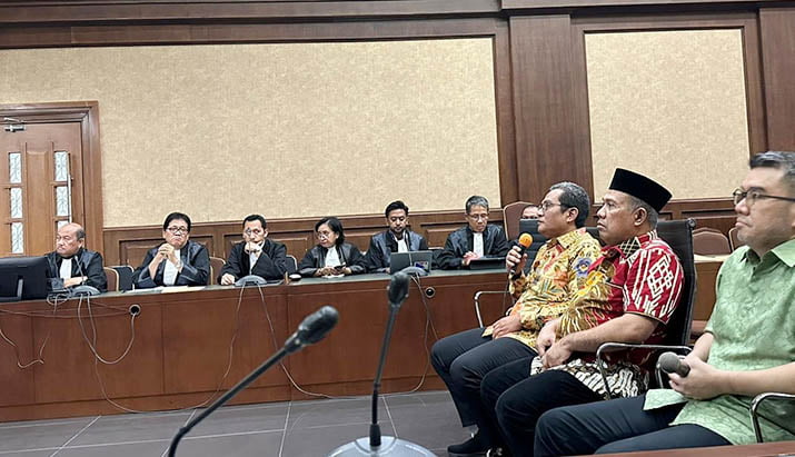 Eksepsi Delapan Terdakwa Korupsi Nikel di Blok Mandiodo Sultra Ditolak Majelis Hakim PN Jakarta