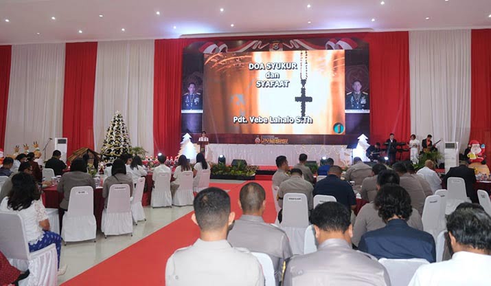 Personel Polda Sultra Gelar Natal Bersama, Kapolda: Semangat Kemurnian Hati Menuju Indonesia Maju