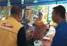 AJP Blusukan ke Pasar PKL Kendari