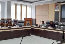 Warga Perumahan Griya Asri Cendana Datangi DPRD Kendari untuk Adukan Developer