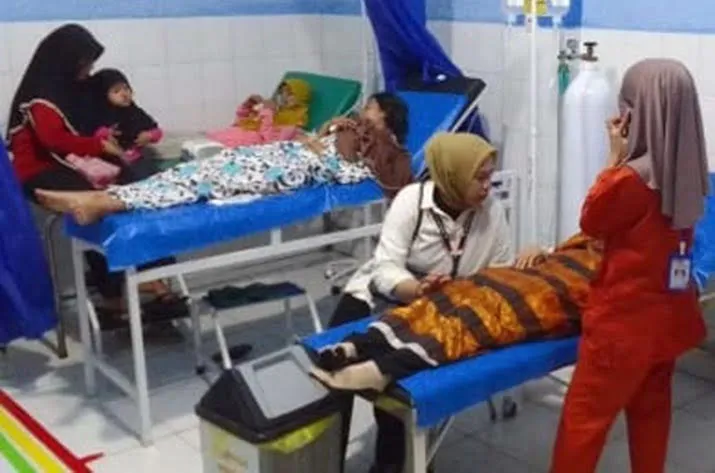 Sembilan Anggota KPPS di Baubau Dilarikan ke Puskesmas