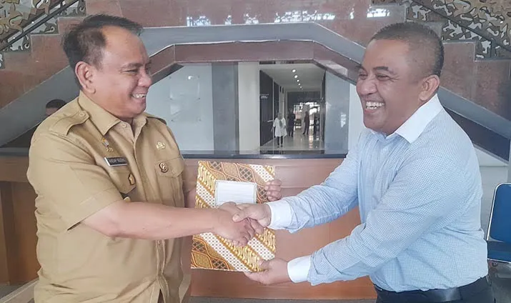 Sejumlah Cabor Serahkan Mosi Tidak Percaya Terhadap Kepengurusan KONI Sultra ke Pj Gubernur
